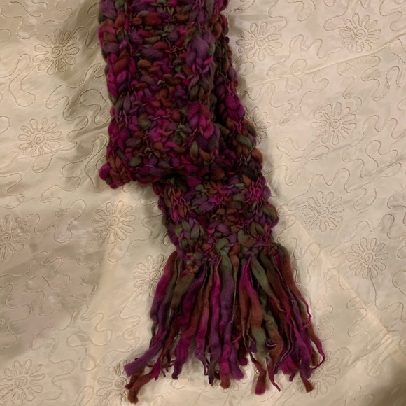 Custom Scarf! Beautiful yarn in shades of purple - Picture 2 of 8